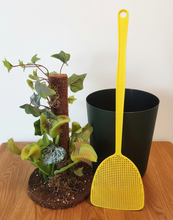 Load image into Gallery viewer, Artificial Venus Flytrap | Decorative Flyswatter Holder | Carnivorous Plant Décor