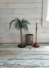 Load image into Gallery viewer, Palm tree tropical island bathroom toilet plunger cover beach decoration
